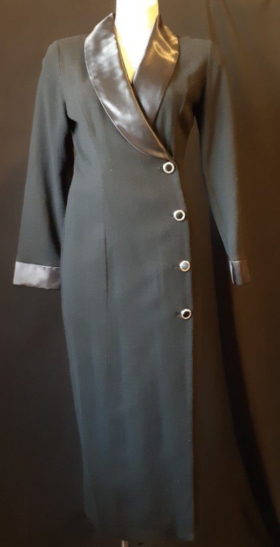 'Anthea Crawford' Black long sleeved formal dress, wool size 8