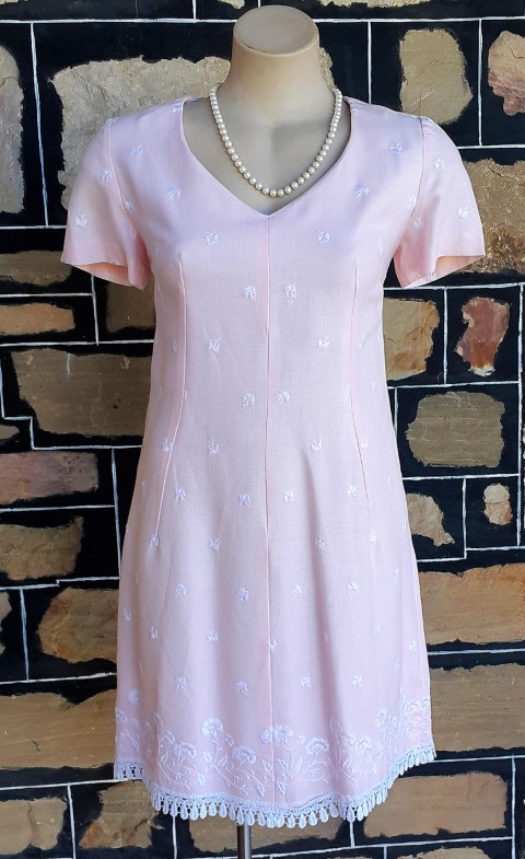 1960's Shift dress, pale pink, linen, handmade in USA, size 10 - Image 6