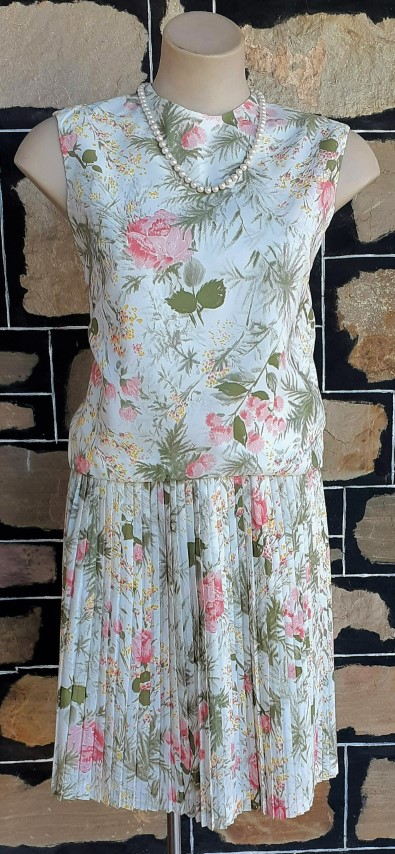 1960's Summer Suit, Cream floral, polyester, by 'Harry S Epstein', New York, size 8-10 - Image 10