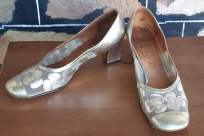 1960's Gold, Patent Leather Pump, by 'Meschell Faris of France', size 9.5
