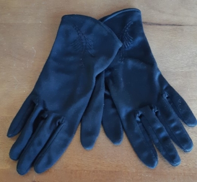 1960's Vintage Gloves, black, nylon, size 7.5