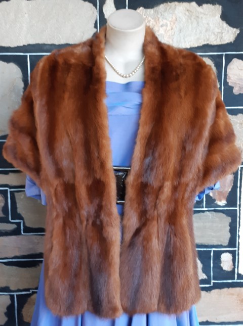 Vintage Fox Fur Caplet, Brown, one size.