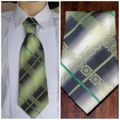 1970's Wide Tie, Green/Cream, by 'Royal' Made in Australia, polyester