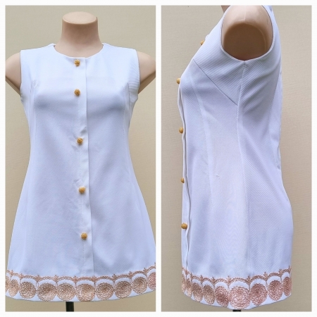 1960's Mini dress, White, crimplene, by 'Maxine' size 10