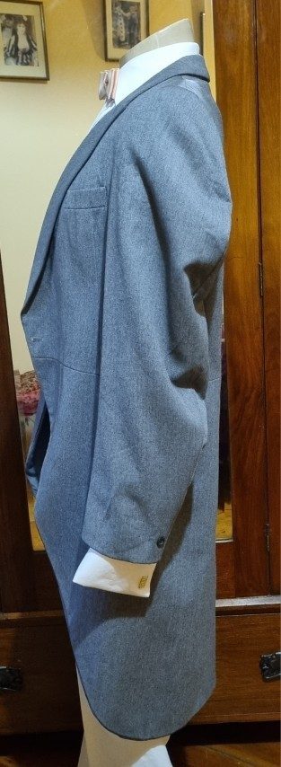 Vintage Morning Coat, & Bowtie, Grey, Wool/polyester, by 'Dress Circle, Formal Wear, Australia', size L. - Image 3