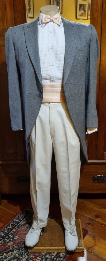 Vintage Morning Coat, & Bowtie, Grey, Wool/polyester, by 'Dress Circle, Formal Wear, Australia', size L. - Image 4