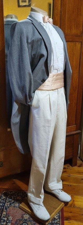 Vintage Morning Coat, & Bowtie, Grey, Wool/polyester, by 'Dress Circle, Formal Wear, Australia', size L. - Image 6