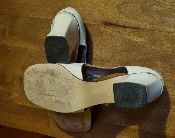 1960's Mary Jayne Shoes, Cream, leather, by 'Clarks', size 8.5b - Image 7