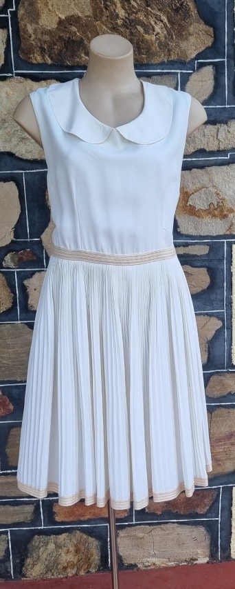 1960’s, Sun-ray pleat, day dress, Cream, polyester, by ‘David Stock Australia’, size S-M. - Image 2