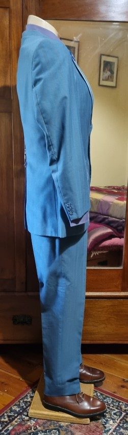 1970's Single Breasted Suit, Terylene, Blue Pinstriped, by 'Ernest Hiller, Australia', size M. - Image 8