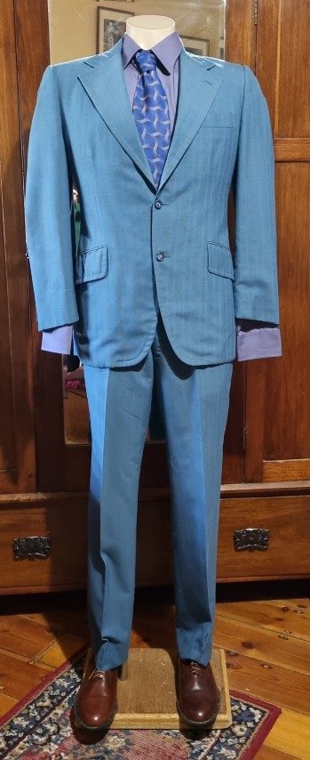 1970's Single Breasted Suit, Terylene, Blue Pinstriped, by 'Ernest Hiller, Australia', size M. - Image 2