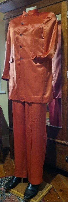Sgt. Peppers inspired suit, Orange, Satin/polyester, by 'The Emporium Collection', size XL - Image 4