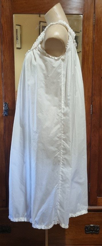 1960's, Vintage Nightie, white, nylon, by 'Lotus', size 16 - Image 7