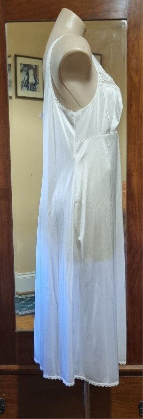 Vintage Long Slip, nylon, cream, by 'Osti, by Berli', size 12 - Image 5