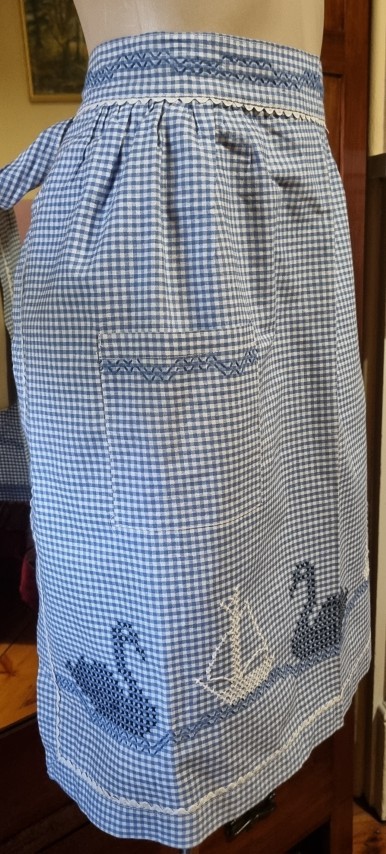 Vintage Cotton Apron, Blue Gingham, Handmade, size L-XL - Image 3