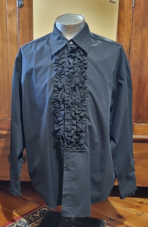 Men's Ruffle Front Shirt, black, poly/cotton, by 'Fun Costumes', size M-L. - Image 5