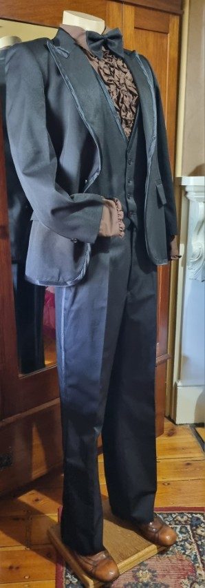 1970's-Inspired, 3 piece, Disco Suit and bow tie, Black, Polyester, by 'Fun Costumes', size M - Image 3