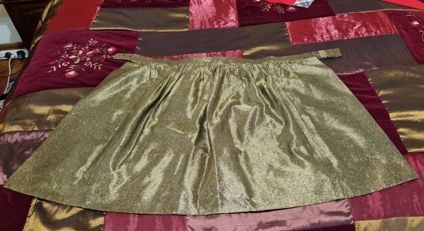1960's Cocktail dress, Gold Lurex, with detachable over-skirt, Handmade, size 12 - Image 13