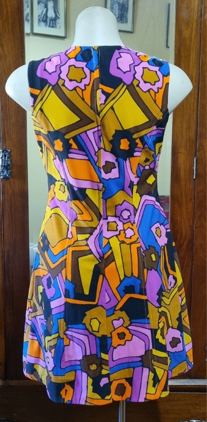 1970's A-line Dress, Multi coloured, geometric print, handmade, polyester, size 10 - Image 7