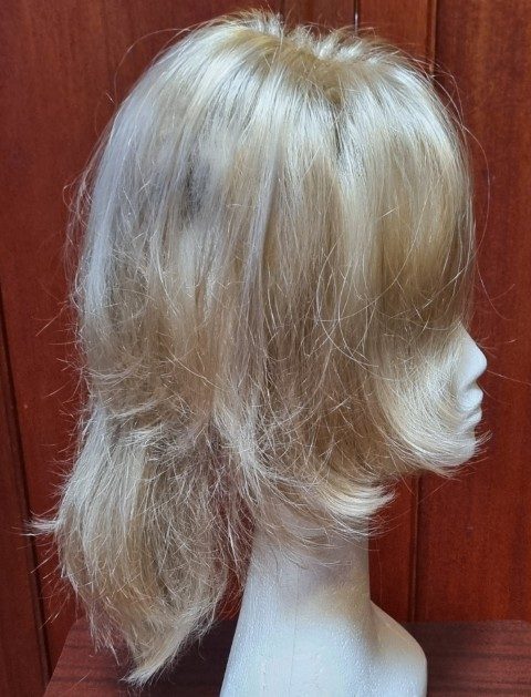Wig, Blonde Switch (hair extension attached with a comb clip), synthetic. - Image 3