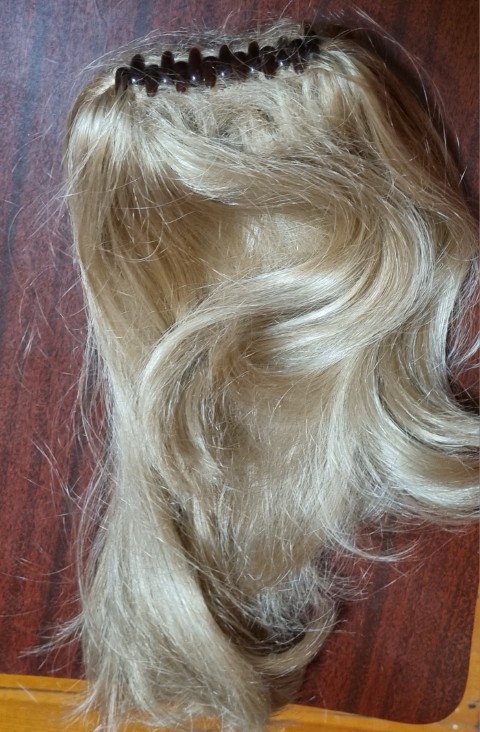 Wig, Blonde Switch (hair extension attached with a comb clip), synthetic. - Image 8