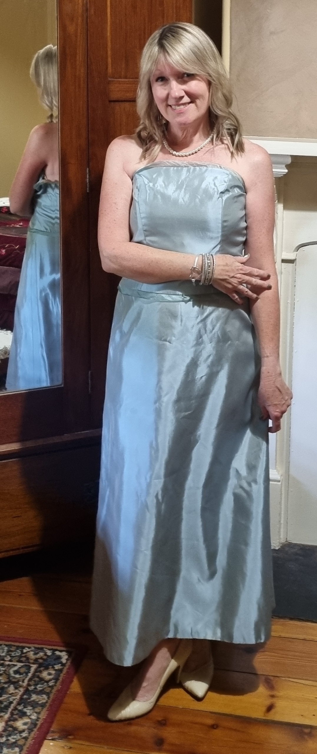 Vintage-inspired Evening Gown, Organza/polyester, sea green, by 'Alvina Valenta New York', size 8 - Image 3