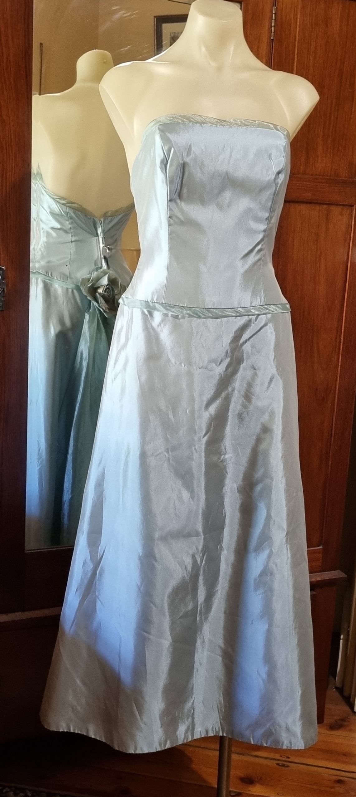 Vintage-inspired Evening Gown, Organza/polyester, sea green, by 'Alvina Valenta New York', size 8 - Image 13