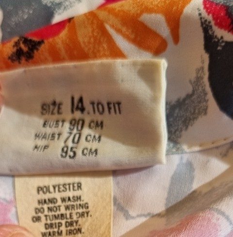 1980's Skirt Suit, Floral Print, polyester, by 'Toronto, Melbourne', size M - Image 12