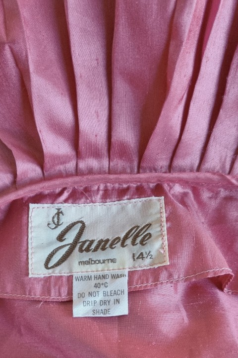 1980's Party Dress, by 'Jenelle of Melbourne', coral, polyester, size M - Image 9