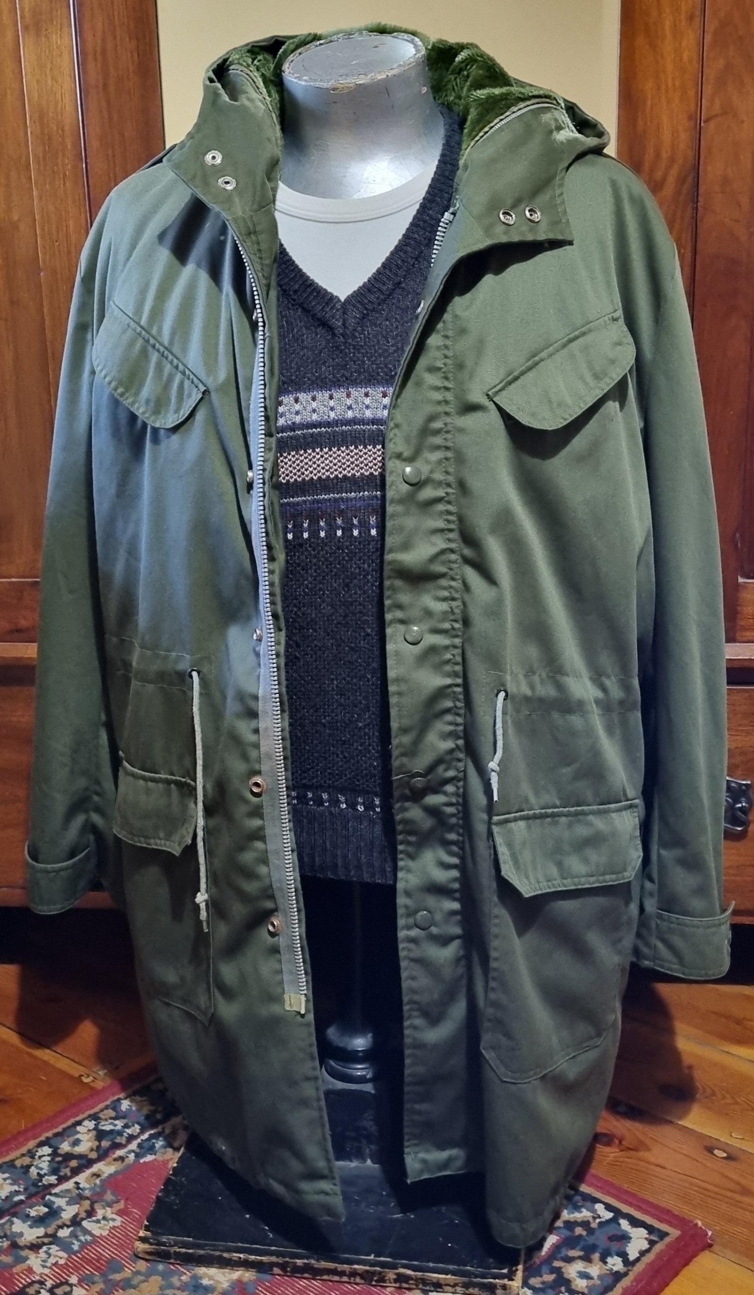 Vintage Men's Winter Rain Jacket, by 'London Fog', khaki, size 2XL - Image 19