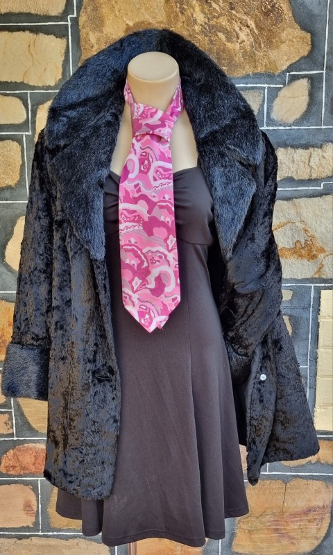 Vintage Faux Fur Jacket, Black, by 'Los Angelis Tailors Of Melbourne', size 18 - Image 9