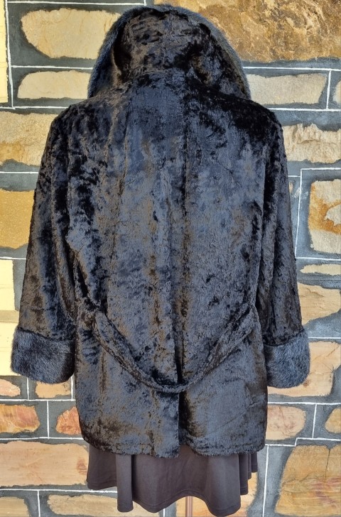 Vintage Faux Fur Jacket, Black, by 'Los Angelis Tailors Of Melbourne', size 18 - Image 3