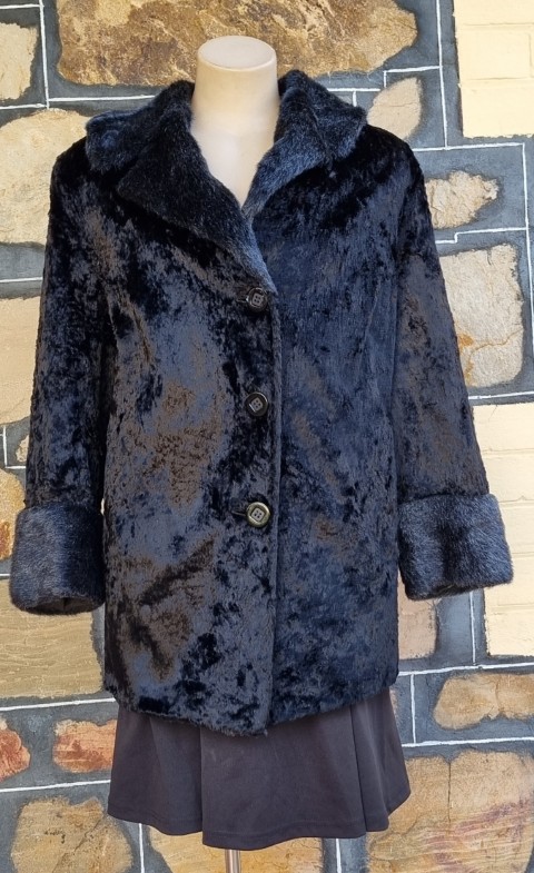 Vintage Faux Fur Jacket, Black, by 'Los Angelis Tailors Of Melbourne', size 18 - Image 5