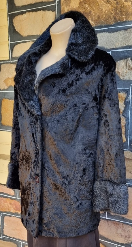 Vintage Faux Fur Jacket, Black, by 'Los Angelis Tailors Of Melbourne', size 18 - Image 6