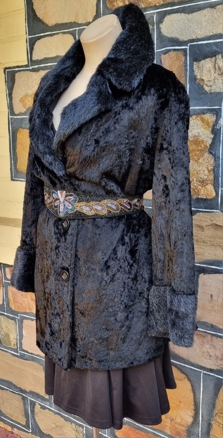 Vintage Faux Fur Jacket, Black, by 'Los Angelis Tailors Of Melbourne', size 18 - Image 11