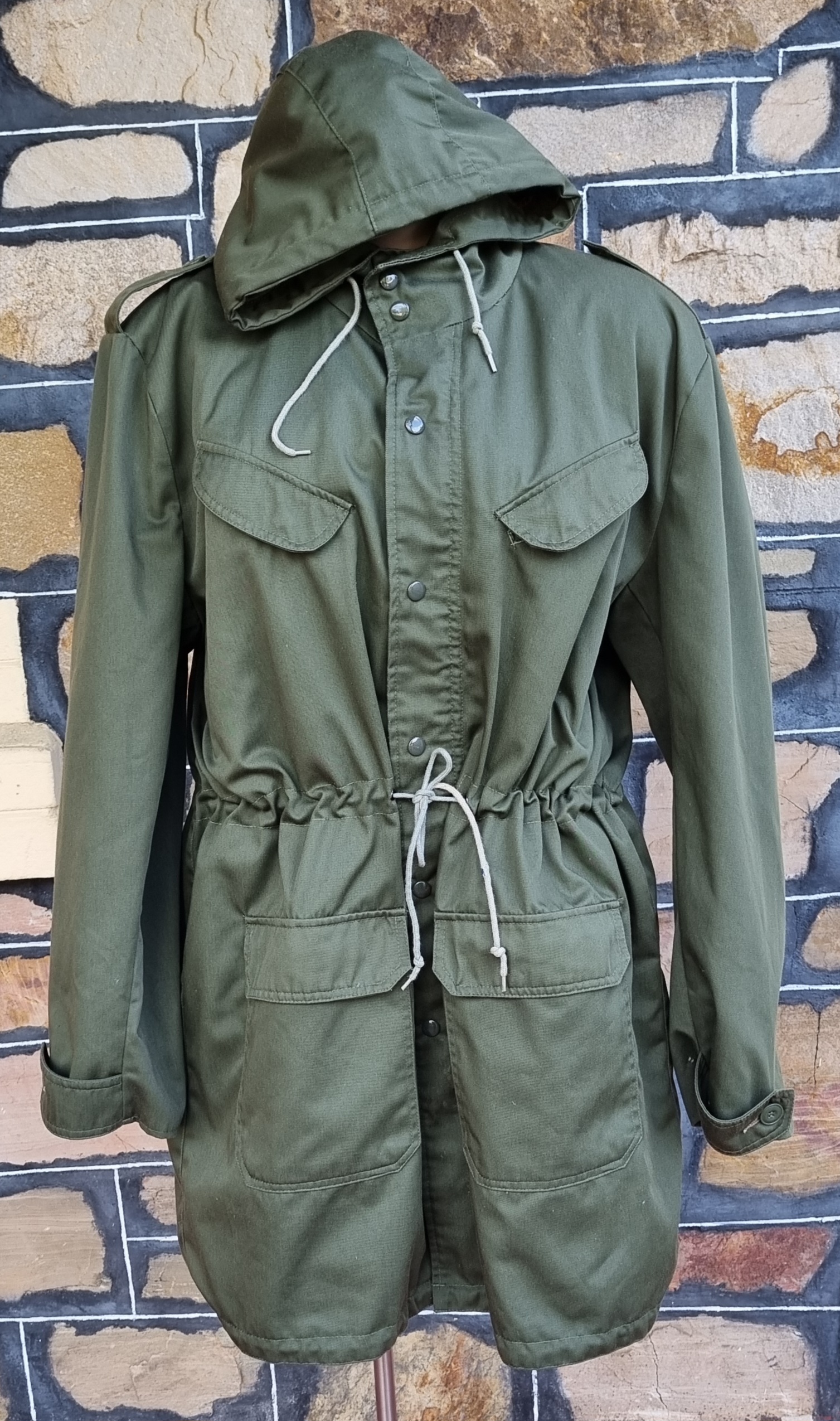 Vintage Men's Winter Rain Jacket, by 'London Fog', khaki, size 2XL - Image 22