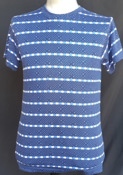 Men's Tee, blue, poly/cotton, by 'Chenaski' of Germany, size M, new.